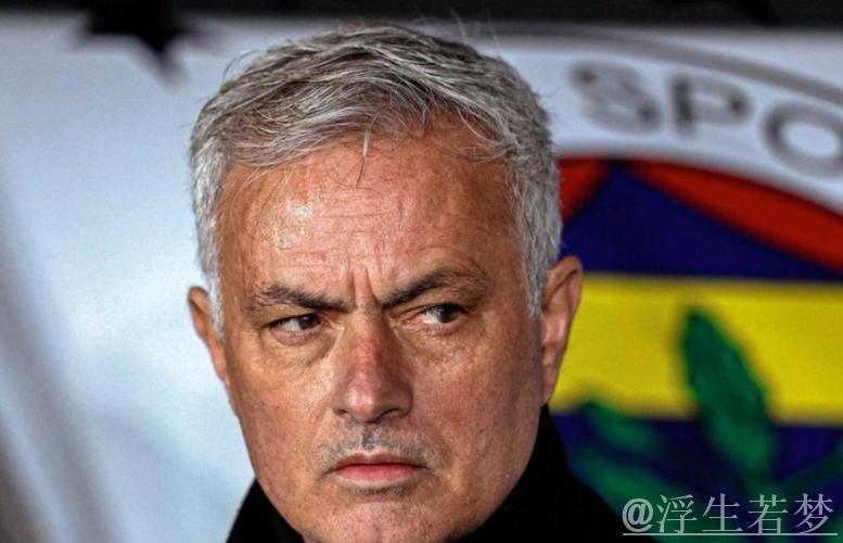 穆帅68天不败达成7连胜！再批裁判：本可领先9分