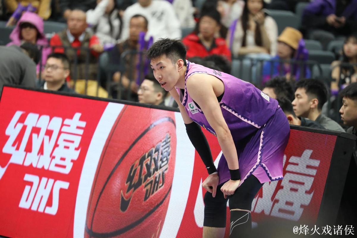 CBA-廖三宁14分沈梓捷两双 北控险胜山东迎开门红 CBA-廖三宁14分沈梓捷两双 北控险胜山东迎开门红