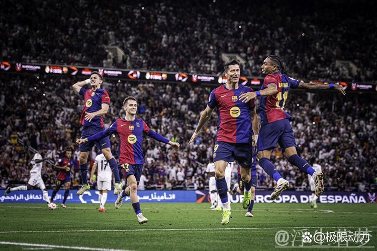 巴萨42年壮举:赛季四杀皇马狂轰16球 西甲16轮不败 再胜一场即问鼎冠军 巴萨42年壮举:赛季四杀皇马狂轰16球 西甲16轮不败 再胜一场即问鼎冠军