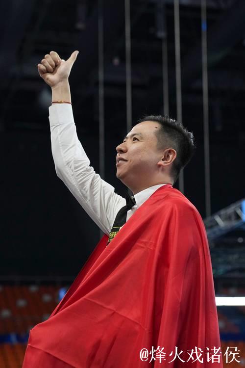 肖国栋勇夺成都世运会男子斯诺克金牌 肖国栋勇夺成都世运会男子斯诺克金牌