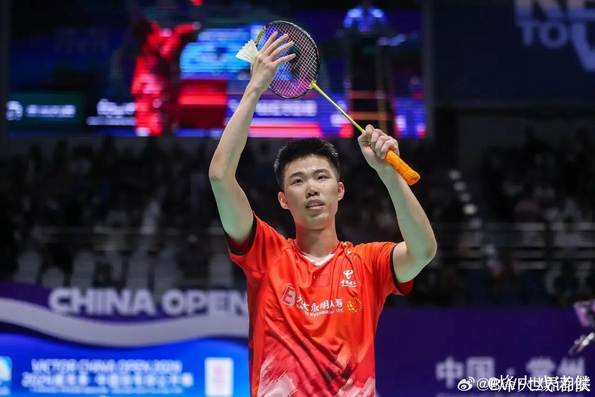 国手强势出击 全运会羽毛球团体赛四强诞生 国手强势出击 全运会羽毛球团体赛四强诞生